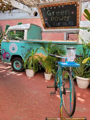 Mix your own smoothie! at Changomango in Merida