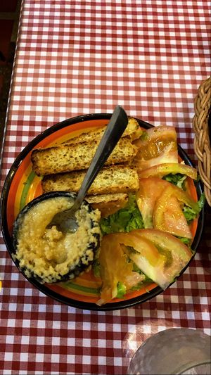 Houmous and bread  at Casa Omedeto in Armenia