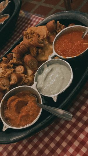 Salchicha y Salsas  at Casa Omedeto in Armenia
