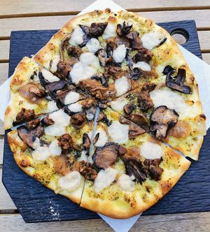 Forager pizza at Virtuous Pie in Victoria