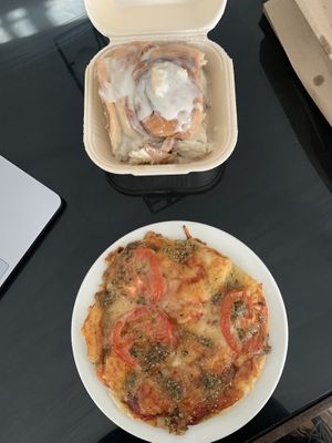 Best Cinnabon and pizza   #Veganuary at Panneria in Playa Del Carmen