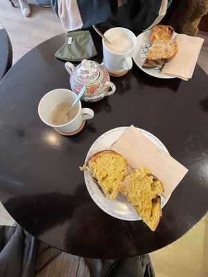 Unsere Bestellung  at Odete Bakery in Porto