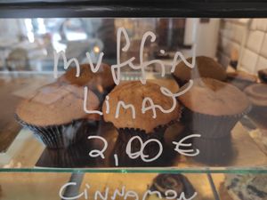 Muffin at Odete Bakery in Porto