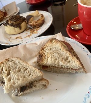 Mushroom & sundried tomato toastie/cheese & ham toastie at Odete Bakery in Porto
