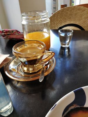 Espresso and the freshest orange juice at Odete Bakery in Porto
