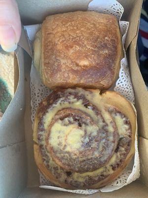 Chocolate bun/ icing cinnamon roll   at Odete Bakery in Porto