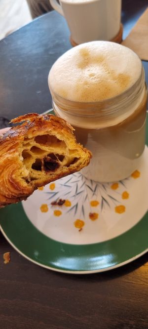  at Odete Bakery in Porto