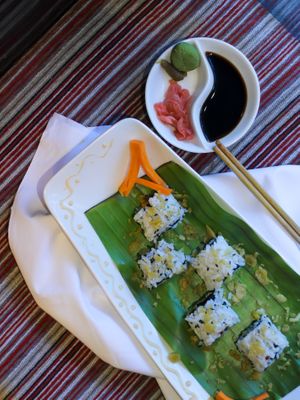 Spinach Curls Maki at The Flaming Bowl in Kolkata