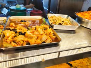 Dishes available at Guang Yuan 广缘 - Hougang in Northeast Singapore