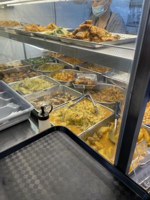 Choices at Guang Yuan 广缘 - Hougang in Northeast Singapore