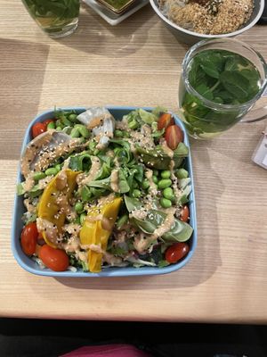 Edamame Salad Bowl with vegan gyoza mix and peanut sauce   at Homei Gyoza in Bonn