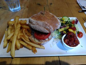 Spinach and falafel burger (October 2021) at Sanders Yard in Whitby