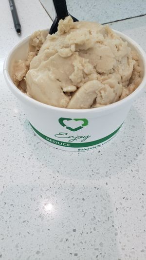 Maple at DEN - Little Man Ice Cream - TC in Denver