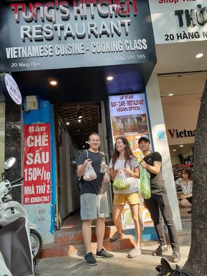 Gate and preparing for cooking at Tung's Kitchen in Hanoi