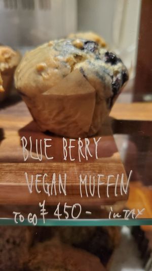Blue berry vegan muffin at Onibus Coffee in Tokyo