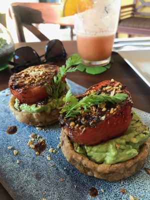 Sope with grilled tomato and avocado at Le' Kaat in Valladolid