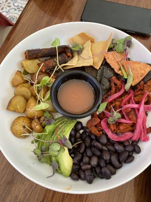 Plato de Yucatán  at Le' Kaat in Valladolid