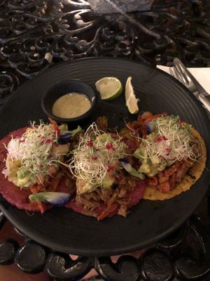 Triología de tacos   at Le' Kaat in Valladolid