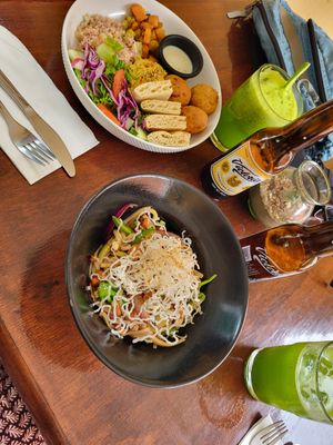  at Le' Kaat in Valladolid