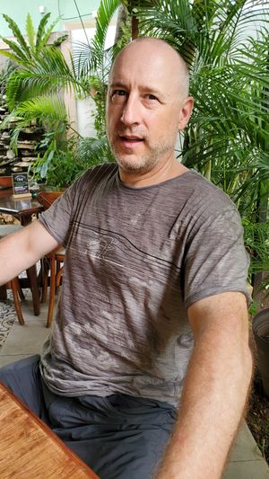  at Le' Kaat in Valladolid