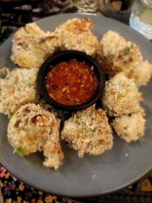  at Le' Kaat in Valladolid