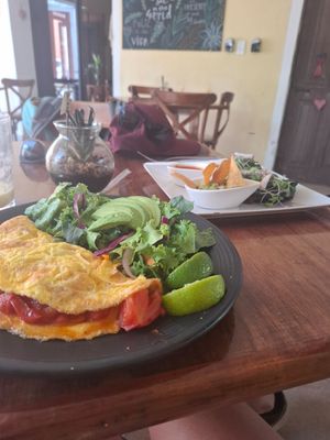  at Le' Kaat in Valladolid