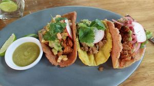  at Le' Kaat in Valladolid