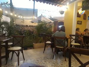 La vue sur le jardin (encore plus belle la nuit) at Le' Kaat in Valladolid