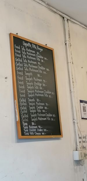 Menu Dec 2022 at Banh Mi Vietnam - Food Stall in Pai