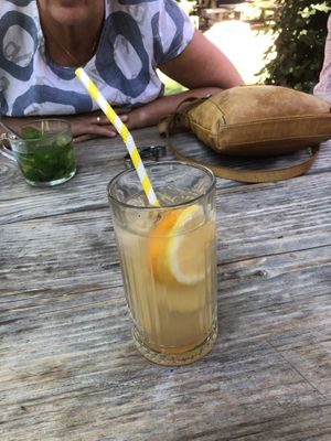 Madam Jeanette Ginger lemonade  at De Gillende Keukenmeiden in Zwolle