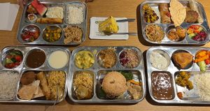 Buffet   at Dhaba Beas - Slovansky Dum in Prague