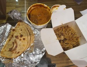 Biryani and Veg Bytz Makhani with Wholemeal Paratha at GoodDO - The Orb in Mumbai