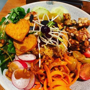 Valentinsbowl😍 at Be Nice in Hannover