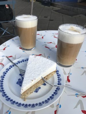 Oat milk coffee & coconut cream cake  at Be Nice in Hannover