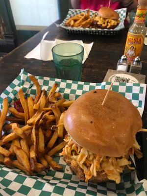 Nashville chicken sandwich at The Fix in Kansas City