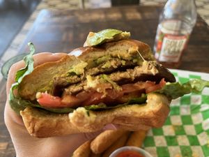 Delicious bun, good portion  at The Fix in Kansas City