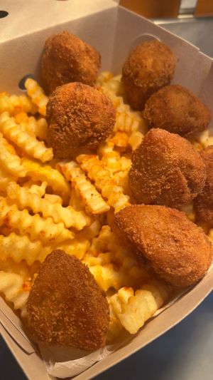 Amo essas coxinhas de cogumelo 🥰 at Le Fleur Burger in Lajeado