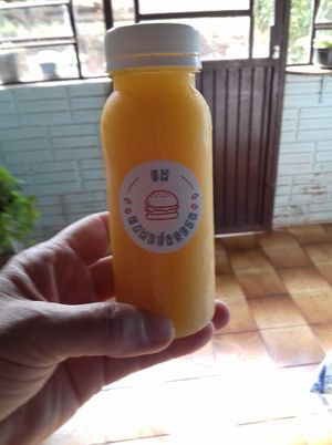 Juice at Le Fleur Burger in Lajeado