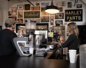 Erin pulling shots ☕️ at New Tradition Co in Worcester