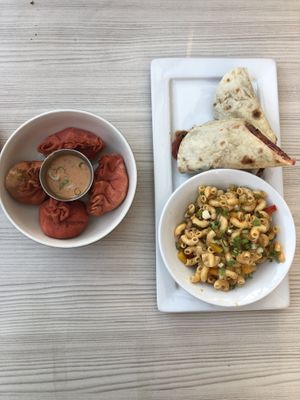 Dumplings + wrap at La Cale - Pub Zéro Déchet in Montreal