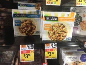 Vegan Gardein bowls at Giant Food in Fairfax