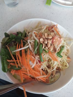 Papaya Salad at Salaya in Los Angeles