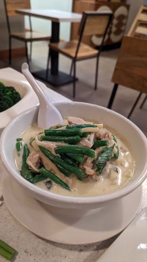 Green Curry at Salaya in Los Angeles