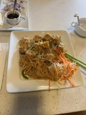 Pad Thai at Salaya in Los Angeles