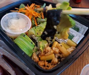 Fell apart instantly at Salaya in Los Angeles