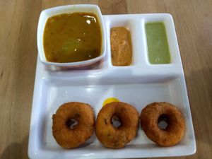 Vada Sambhar at Neehee's in Canton
