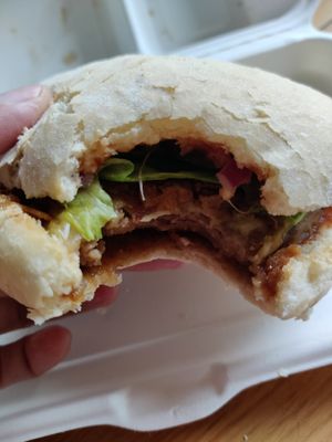 Burger Deluxe at Loving Hut in Louvain-la-neuve