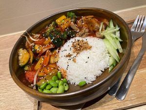 "Faux poulet" aigre doux  at Loving Hut in Louvain-la-neuve