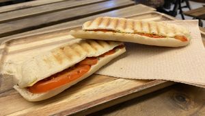 Panini   at Loving Hut in Louvain-la-neuve