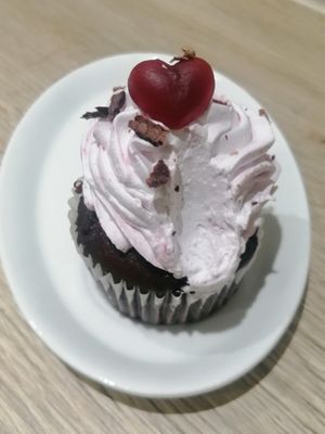 Muffin choco spécial St Valentin at Loving Hut in Louvain-la-neuve